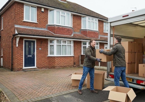 How Local Moving Companies Simplify Downsizing with a Self Storage Facility